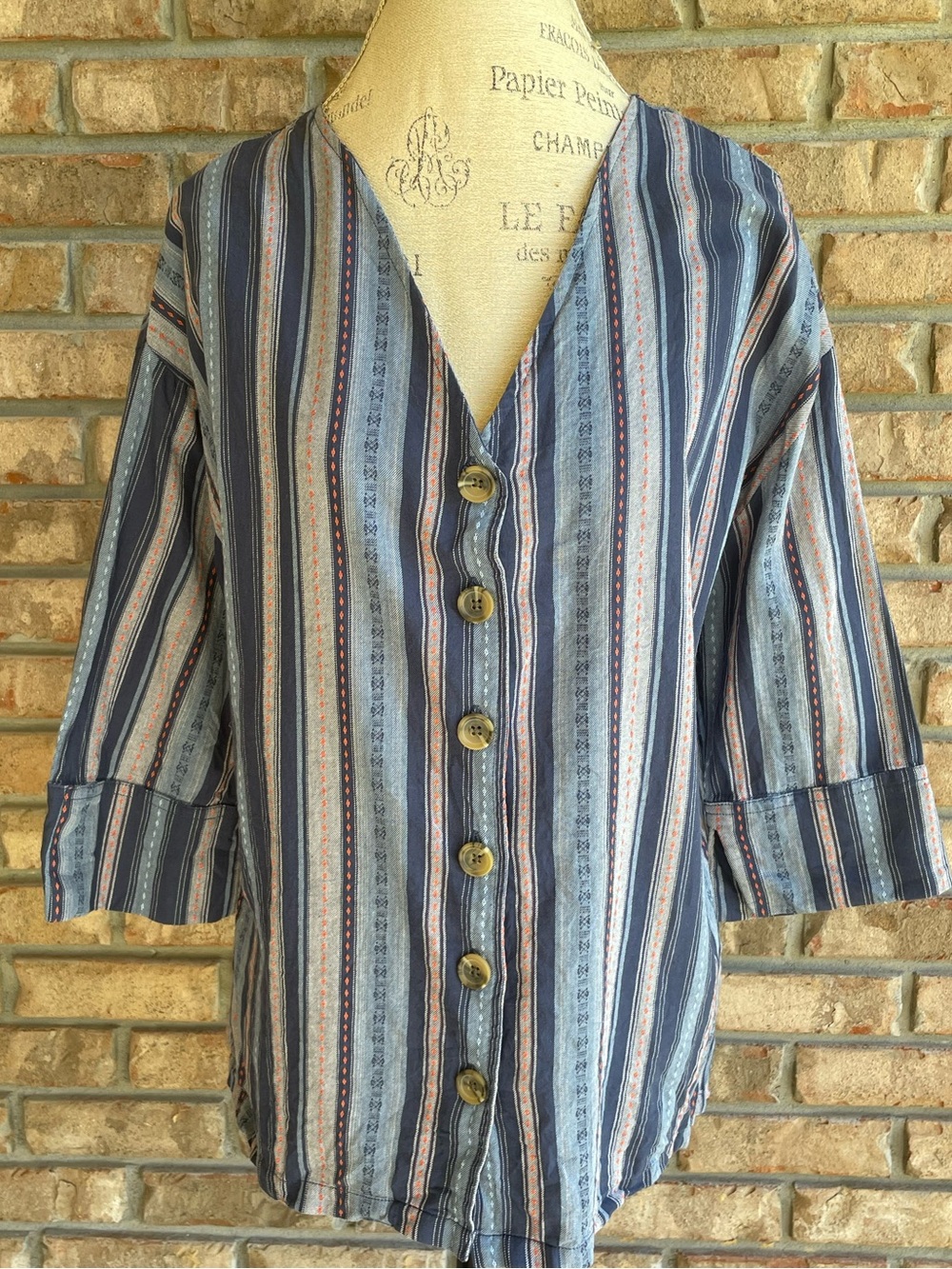 RD + Koko Striped V-Neck Button Front Women’s Top - Blue 100% Cotton.